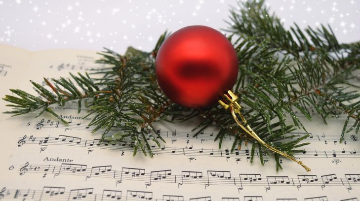 Las canciones en inglés que no pueden faltar en Navidad (VIDEOS)
